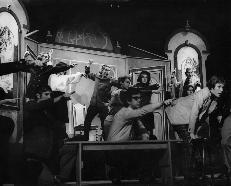 GuysDolls002--8x10.jpg GuysDolls002--8x10.jpg