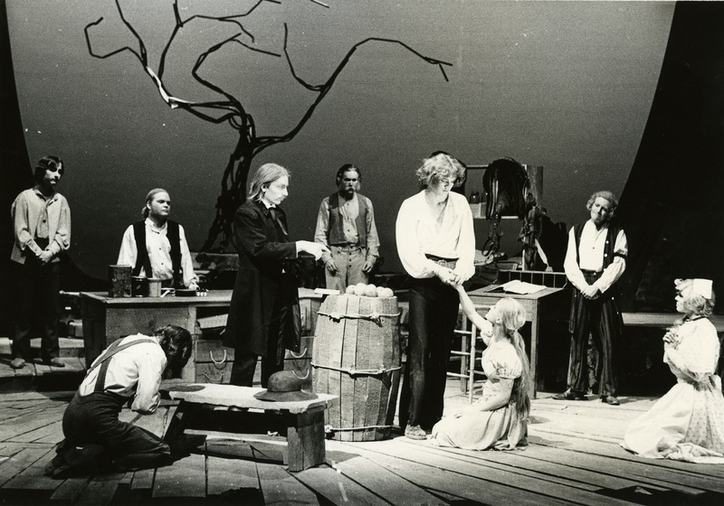 DarkOfTheMoon--8x10.jpg DarkOfTheMoon--8x10.jpg