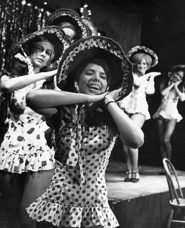 GuysDolls004--8x10.jpg GuysDolls004--8x10.jpg