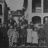 Chinese Schoolchildren Red Cross.jpg